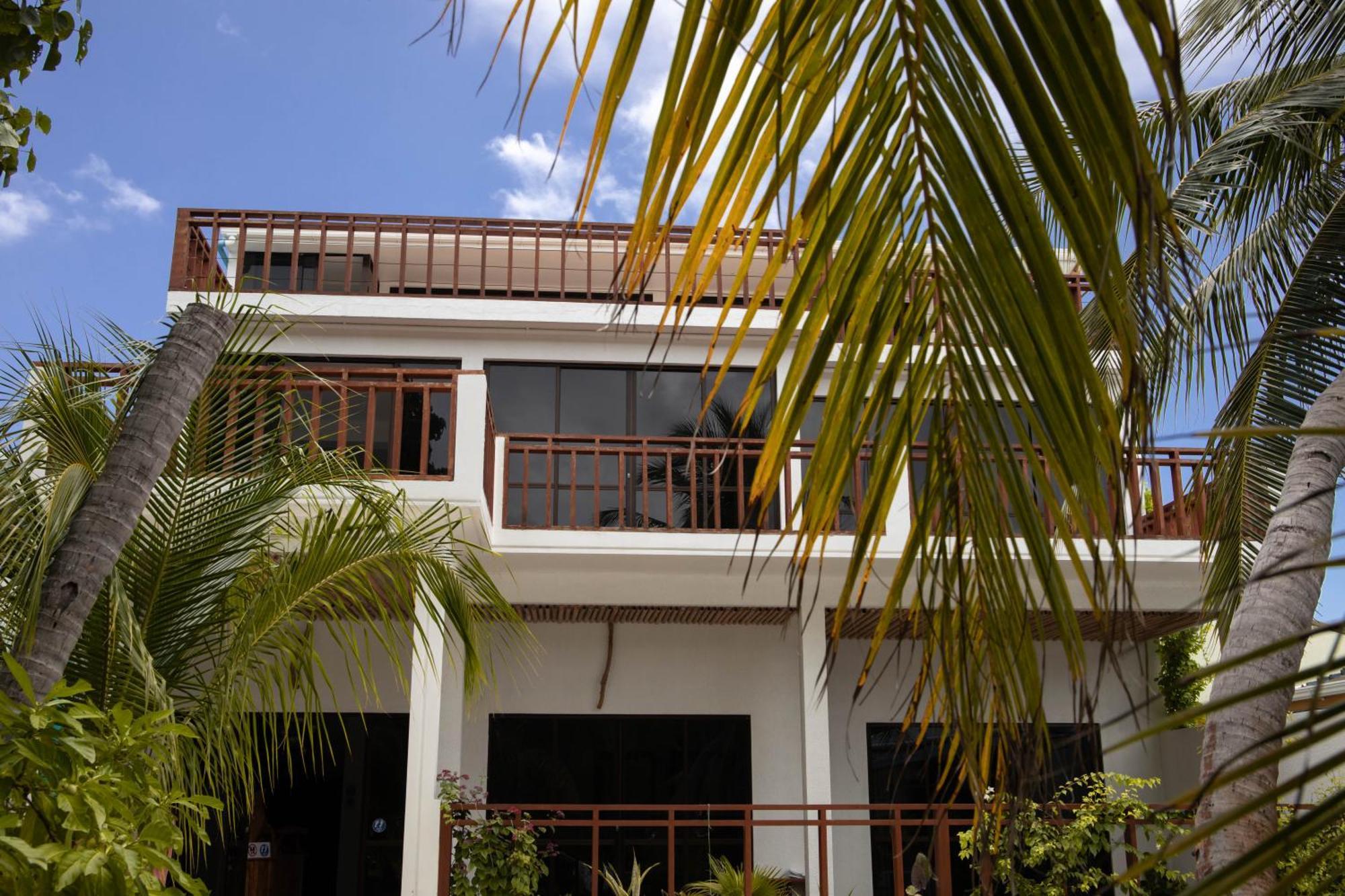 Kudhi Boli Beach House Thulusdhoo Exteriör bild
