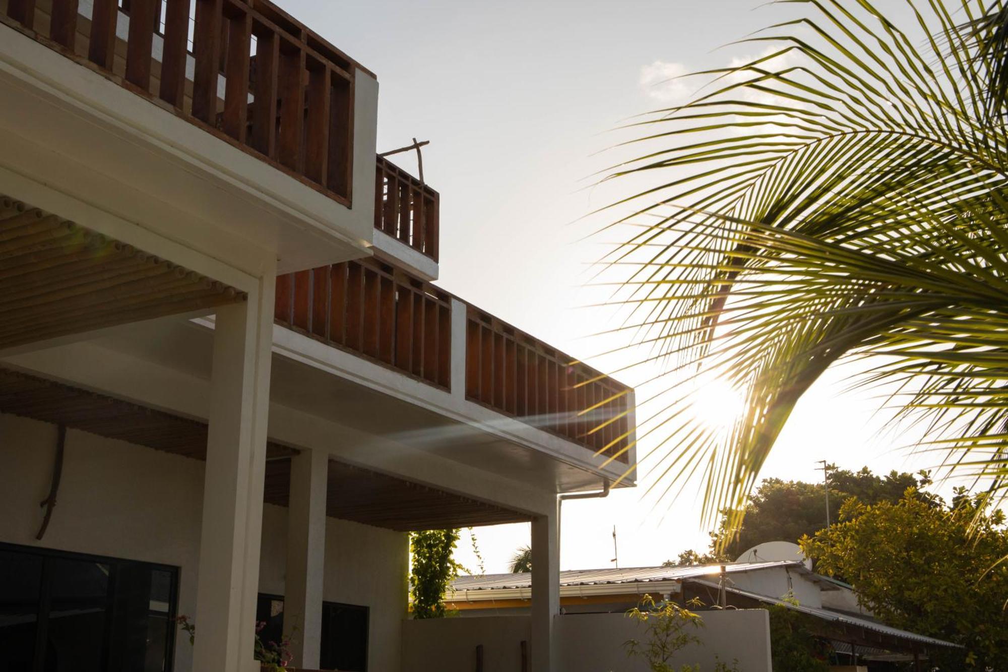 Kudhi Boli Beach House Thulusdhoo Exteriör bild